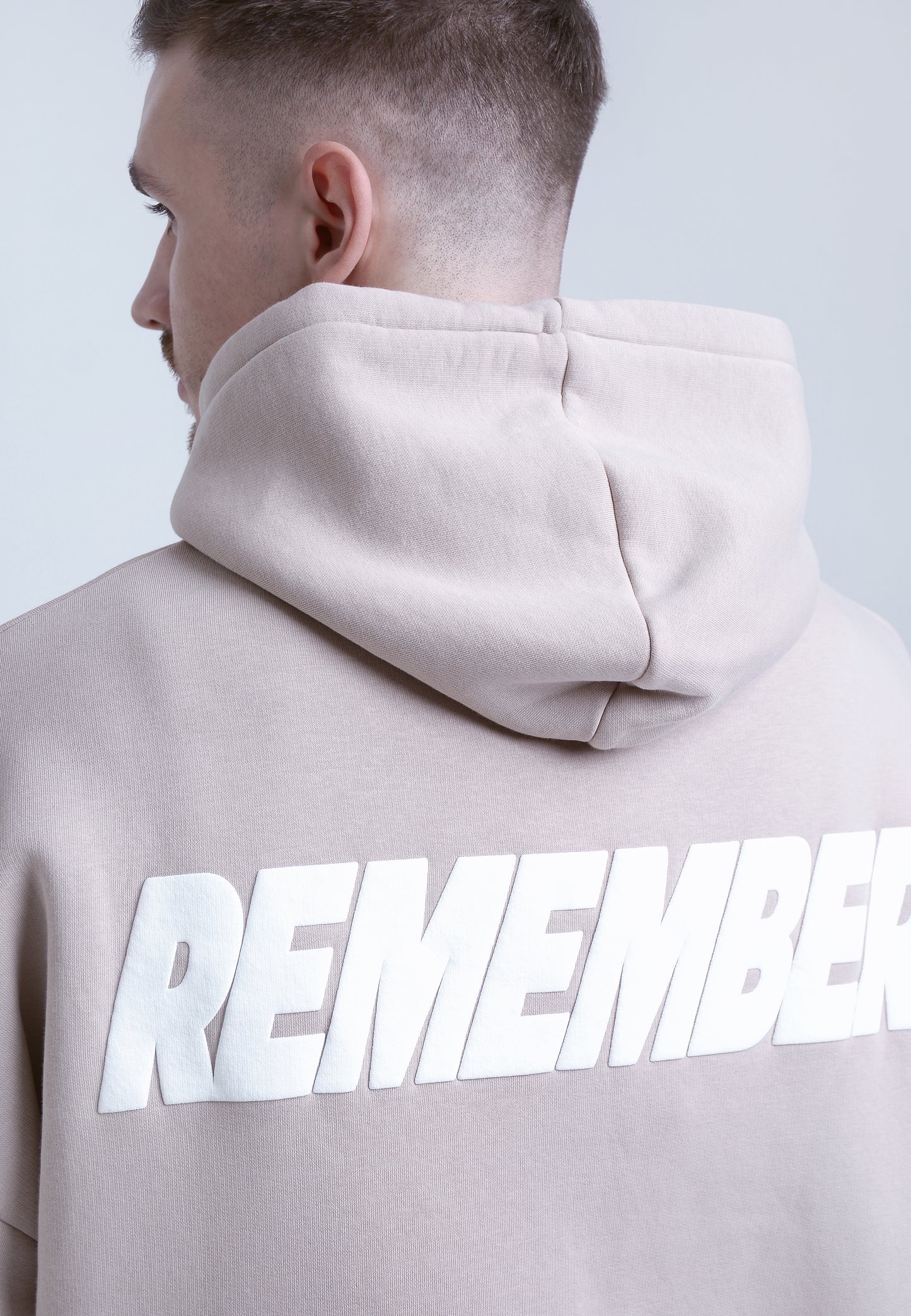 Remember Hoodie beige 4 unisex oversize streetwear