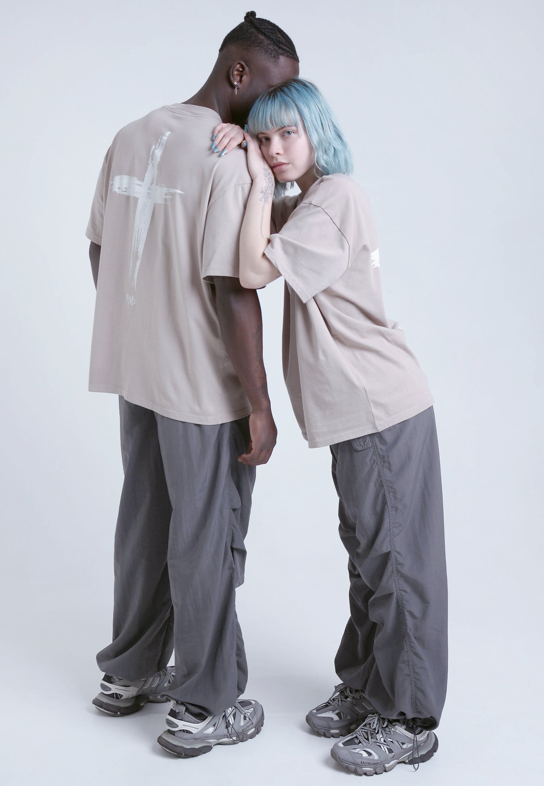RYWD Cross T-Shirt beige 5 unisex oversize streetwear