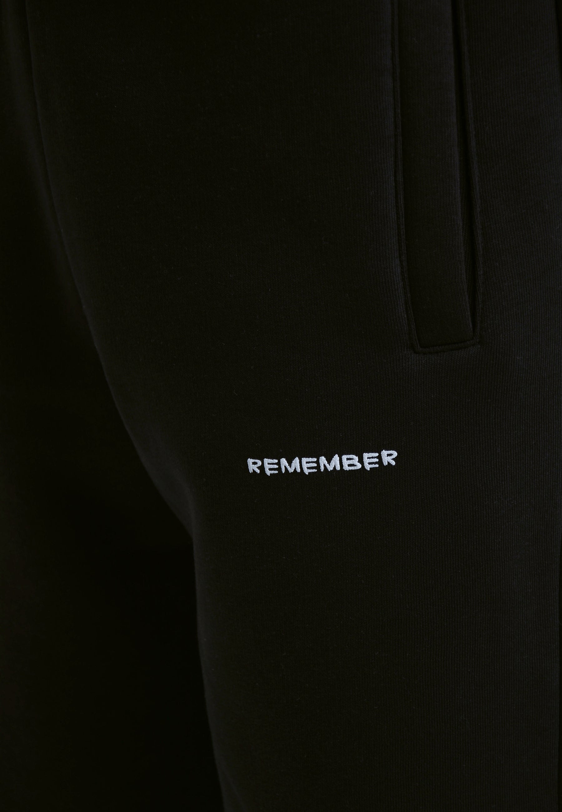 RYWD Remember Sweatpants schwarz 2 unisex oversize streetwear